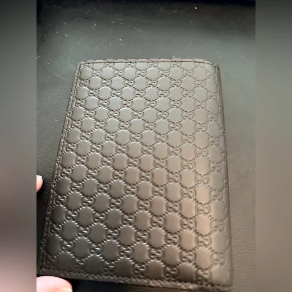 Gucci Chocolate Brown Embossed GG Passport Cover - Picture 3 of 3